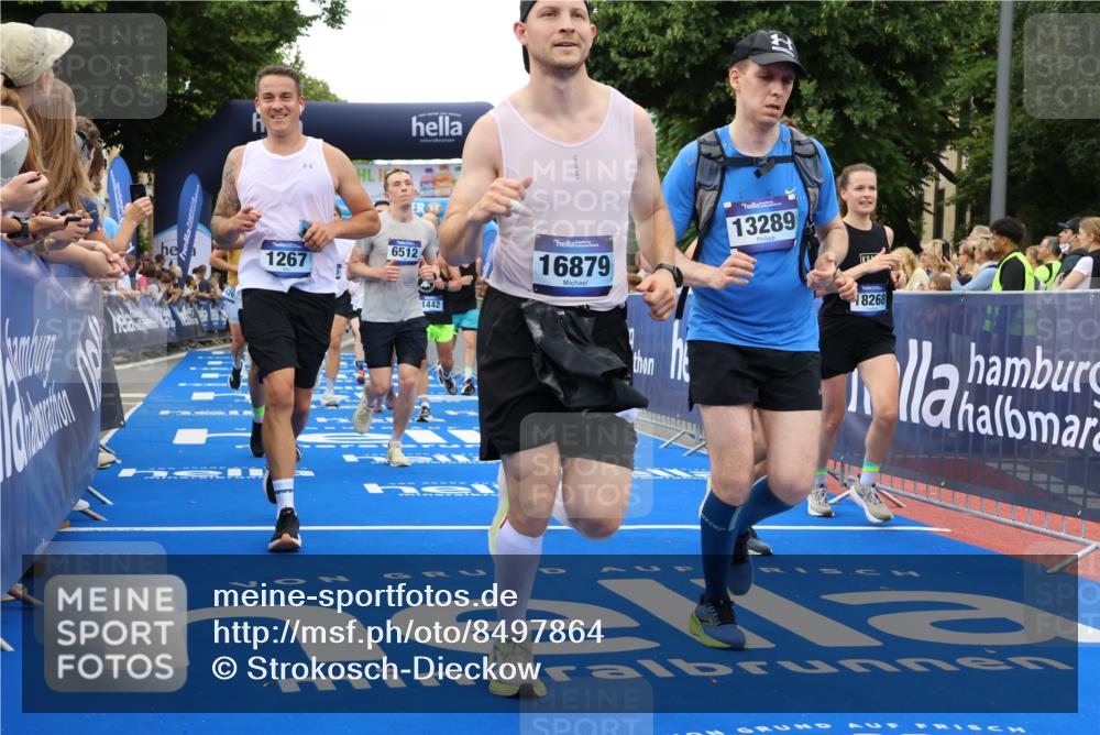 29.06.2025 - hella hamburg halbmarathon Strokosch-Dieckow http://msf.ph/oto/8497864 29.06.2025 10:54:20 Ziel 1267, 1442, 3103, 3177, 3426, 3861, 4635, 4868, 6082, 6084, 6511, 6512, 7129, 7274, 8223, 8772, 11009, 11430, 12321, 12362, 13033, 13289, 13803, 15946, 16327, 16527, 16574, 16750, 16879, 17087, 17698, 18268, 19067 meine-sportfotos.de