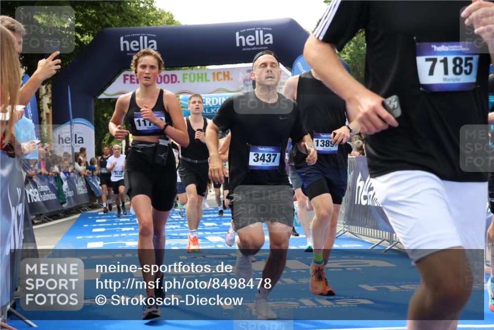 29.06.2025 - hella hamburg halbmarathon Strokosch-Dieckow http://msf.ph/oto/8498478 29.06.2025 10:43:48 Ziel 1976, 3437, 3697, 3907, 5624, 5692, 6903, 6991, 7185, 8145, 9043, 9159, 9374, 10493, 11153, 11778, 11809, 11848, 12438, 12966, 13897, 14201, 14210, 14861, 15512, 16062, 16105, 16549, 17376, 17403, 18650, 18678, 19090 meine-sportfotos.de