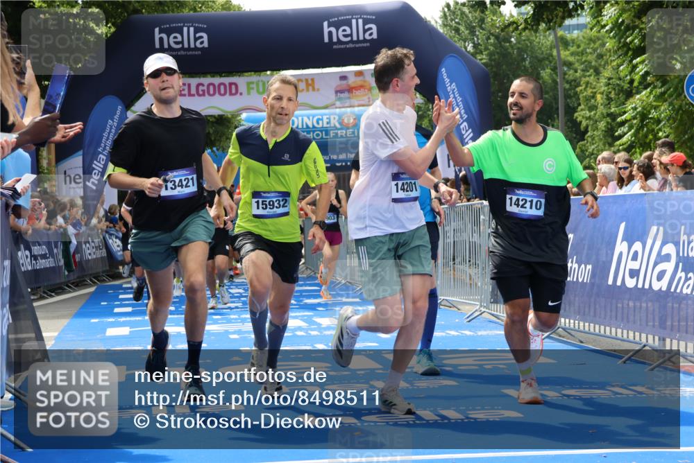 29.06.2025 - hella hamburg halbmarathon Strokosch-Dieckow http://msf.ph/oto/8498511 29.06.2025 10:43:41 Ziel 1976, 3116, 3437, 4318, 6903, 6991, 7185, 9114, 9159, 9374, 11153, 11778, 11848, 13421, 13897, 13996, 14201, 14210, 14690, 15328, 15512, 15932, 16062, 16105, 17912, 18449, 18650, 19090 meine-sportfotos.de