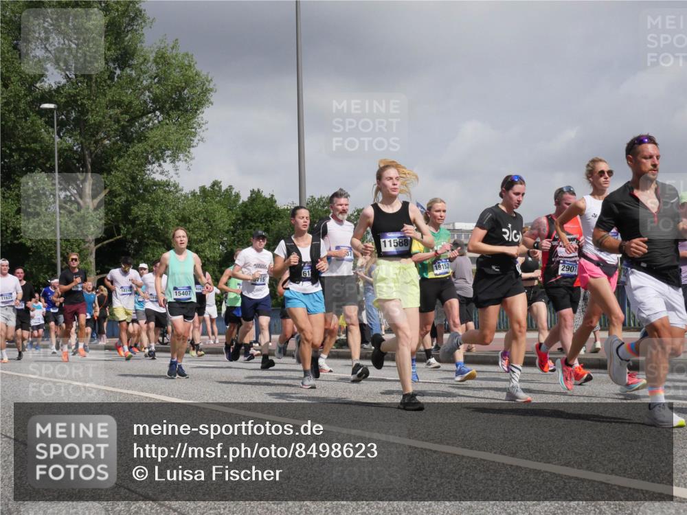 29.06.2025 - hella hamburg halbmarathon Luisa Fischer http://msf.ph/oto/8498623 29.06.2025 10:01:53 Kennedybrücke 61, 715, 1874, 15407, 11625, 15188, 11588, 19152, 2901, 1190, 1485, 1972, 2907, 3037, 3715, 5492, 6390, 6399, 6585, 7232, 7864, 8068, 8154, 8322, 8639, 8721, 8772, 8798, 9884, 10488 meine-sportfotos.de