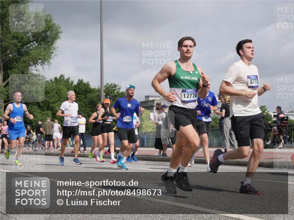29.06.2025 - hella hamburg halbmarathon Luisa Fischer http://msf.ph/oto/8498673 29.06.2025 10:02:00 Kennedybrücke 12778, 488, 11689, 19047, 7864, 1778, 8772, 1715, 1719, 1972, 2741, 2911, 4839, 5391, 5492, 6390, 6399, 6585, 7864, 8154, 8772, 8798, 9655, 9884, 10266, 10488 meine-sportfotos.de