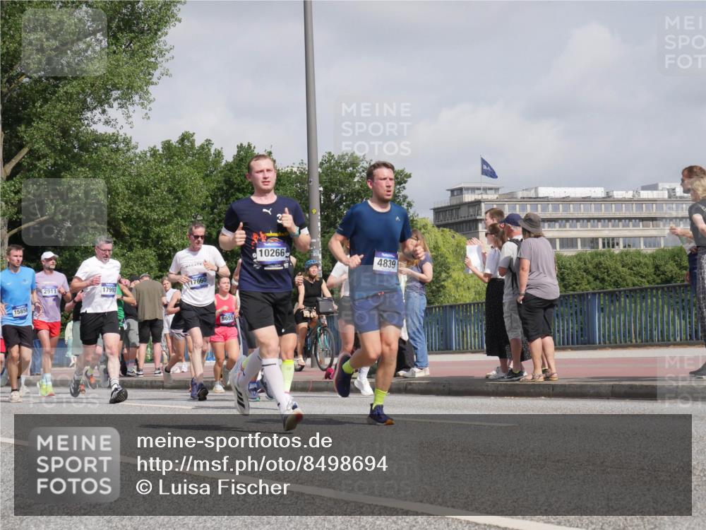 29.06.2025 - hella hamburg halbmarathon Luisa Fischer http://msf.ph/oto/8498694 29.06.2025 10:02:03 Kennedybrücke 15856, 2911, 17993, 17660, 9655, 10266, 4839, 1366, 1506, 1715, 1719, 2741, 2911, 4839, 5391, 5866, 6585, 7129, 7130, 7864, 8154, 9655, 9884, 10266, 10488 meine-sportfotos.de