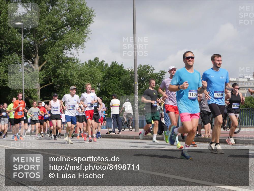 29.06.2025 - hella hamburg halbmarathon Luisa Fischer http://msf.ph/oto/8498714 29.06.2025 10:02:07 Kennedybrücke 14948, 71291, 12910, 12186, 1715, 1719, 408, 8861, 1106, 15856, 16292, 1366, 1506, 1715, 1719, 2741, 2911, 4467, 4839, 5391, 5866, 6416, 7129, 7130, 7395, 9655, 9922, 10266 meine-sportfotos.de