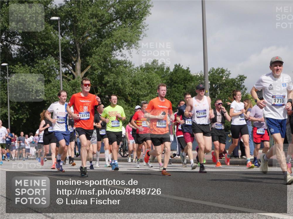 29.06.2025 - hella hamburg halbmarathon Luisa Fischer http://msf.ph/oto/8498726 29.06.2025 10:02:09 Kennedybrücke 446, 12909, 18134, 395, 11542, 18180, 12186, 139, 14948, 713, 17773, 586, 1506, 1715, 1366, 1506, 1715, 1719, 2630, 2741, 2911, 4467, 5391, 5866, 6416, 7129, 7130, 7395, 9655, 9922 meine-sportfotos.de