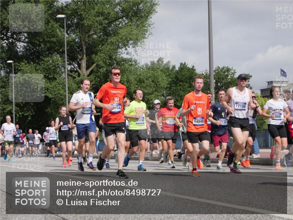 29.06.2025 - hella hamburg halbmarathon Luisa Fischer http://msf.ph/oto/8498727 29.06.2025 10:02:10 Kennedybrücke 12544, 5457, 12014, 4467, 12909, 134, 12186, 4, 18180, 13912, 14948, 45, 130, 7775, 866, 1366, 1506, 1715, 1719, 2630, 2741, 2911, 4467, 5391, 5866, 6416, 7129, 7130, 7395, 9655, 9922 meine-sportfotos.de