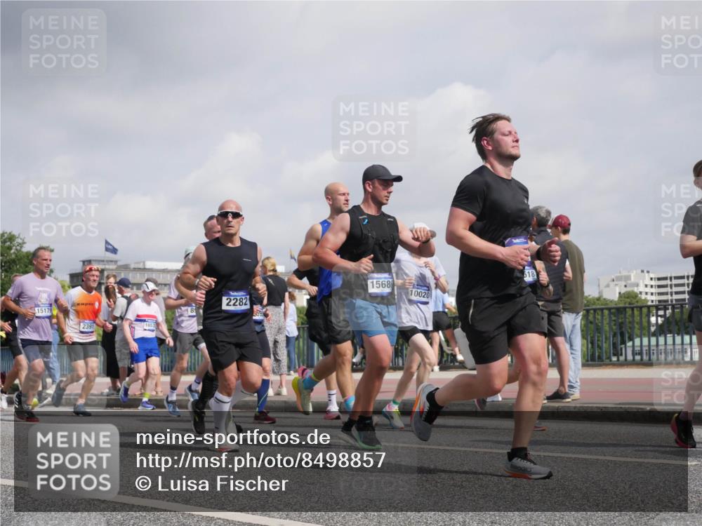 29.06.2025 - hella hamburg halbmarathon Luisa Fischer http://msf.ph/oto/8498857 29.06.2025 10:02:31 Kennedybrücke 1568, 10020, 2282, 8, 2391, 1653, 15179, 518, 1319, 1595, 1914, 2282, 2364, 2391, 2432, 3668, 3836, 4426, 4837, 5277, 5299, 7033, 7037, 7547, 8929, 9488, 9907, 9984, 10020, 10518 meine-sportfotos.de