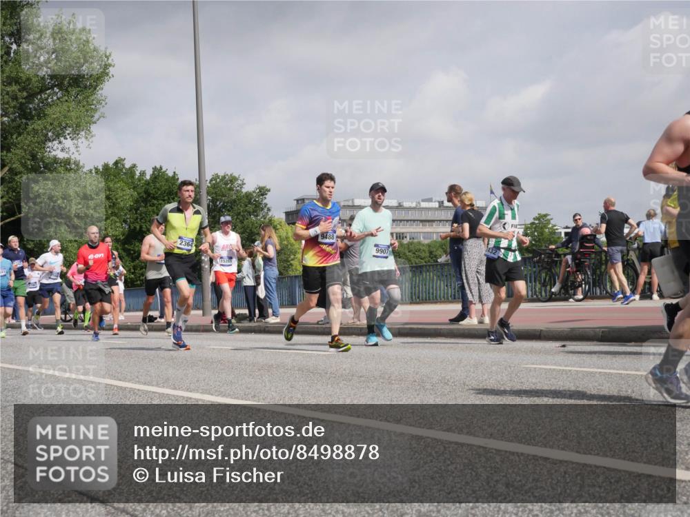 29.06.2025 - hella hamburg halbmarathon Luisa Fischer http://msf.ph/oto/8498878 29.06.2025 10:02:34 Kennedybrücke 2364, 15269, 9488, 9907, 1595, 1955, 2282, 2364, 2391, 2432, 2910, 3279, 3668, 3836, 5277, 5299, 7037, 7547, 8330, 8929, 9488, 9907, 9984, 10020, 10518 meine-sportfotos.de