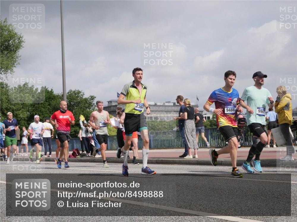 29.06.2025 - hella hamburg halbmarathon Luisa Fischer http://msf.ph/oto/8498888 29.06.2025 10:02:35 Kennedybrücke 139, 2364, 9488, 9907, 1595, 1834, 1955, 2364, 2391, 2432, 2910, 3279, 3668, 3836, 5015, 5277, 6587, 7547, 8330, 8929, 9488, 9907, 9984 meine-sportfotos.de