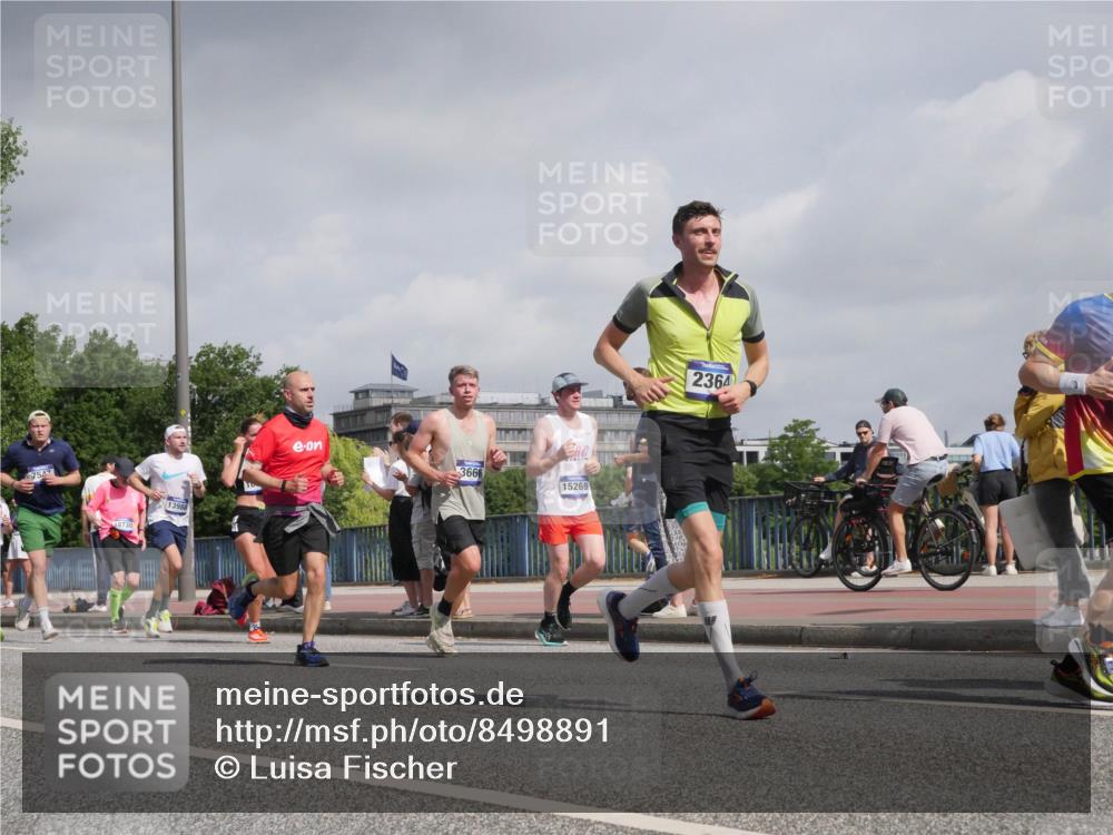 29.06.2025 - hella hamburg halbmarathon Luisa Fischer http://msf.ph/oto/8498891 29.06.2025 10:02:35 Kennedybrücke 18730, 13988, 3668, 15269, 2364, 1595, 1834, 1955, 2364, 2391, 2432, 2910, 3279, 3668, 3836, 5015, 5277, 6587, 7547, 8330, 8929, 9488, 9907, 9984 meine-sportfotos.de