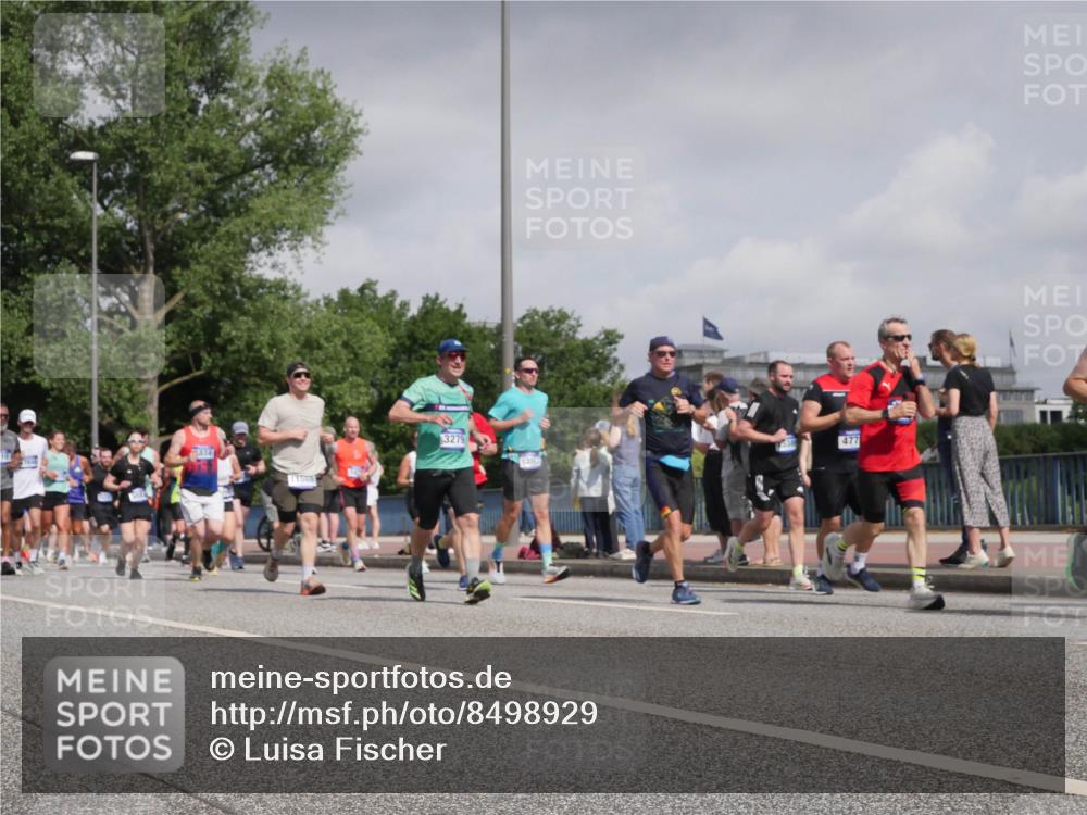 29.06.2025 - hella hamburg halbmarathon Luisa Fischer http://msf.ph/oto/8498929 29.06.2025 10:02:40 Kennedybrücke 334, 11568, 3279, 477, 1125, 1642, 1834, 1955, 2676, 2910, 3279, 3668, 3836, 5015, 5134, 5420, 6414, 6415, 6587, 7547, 8285, 8330, 9984, 10093 meine-sportfotos.de