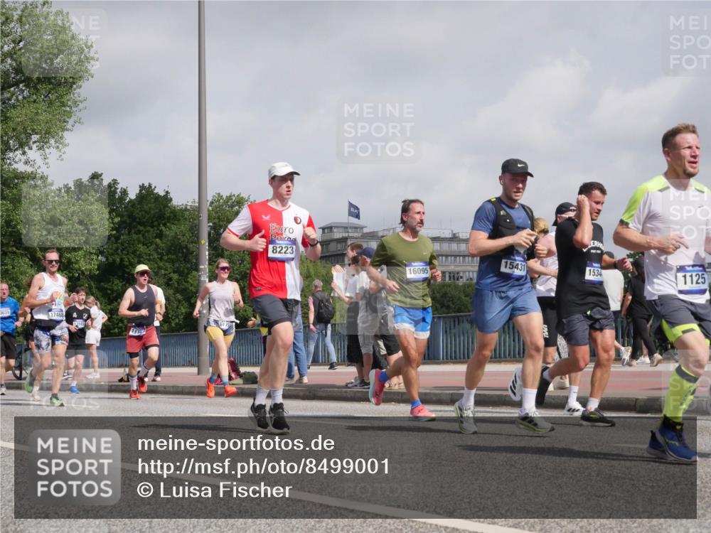 29.06.2025 - hella hamburg halbmarathon Luisa Fischer http://msf.ph/oto/8499001 29.06.2025 10:02:50 Kennedybrücke 0031, 17468, 117, 8223, 16095, 15431, 1534, 1125, 1006, 1125, 2099, 2676, 4231, 6202, 6414, 6415, 6581, 7786, 8223, 8394, 8402, 8573, 10031, 10093 meine-sportfotos.de
