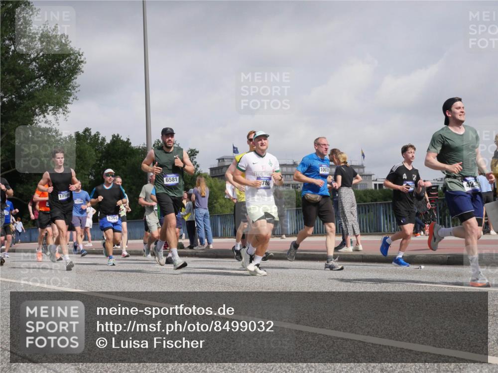 29.06.2025 - hella hamburg halbmarathon Luisa Fischer http://msf.ph/oto/8499032 29.06.2025 10:02:54 Kennedybrücke 17525, 12248, 8394, 6581, 12, 786, 10031, 2, 1006, 1334, 2099, 2348, 3177, 4231, 5341, 6202, 6581, 7786, 8223, 8394, 8402, 8520, 8573, 10031, 10788 meine-sportfotos.de