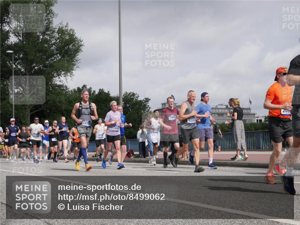 29.06.2025 - hella hamburg halbmarathon Luisa Fischer http://msf.ph/oto/8499062 29.06.2025 10:02:58 Kennedybrücke 4632, 18112, 14750, 13589, 7784, 11158, 1006, 6202, 2099, 1006, 1180, 1334, 2099, 2348, 2677, 3177, 3861, 3898, 5341, 6082, 6084, 6202, 6581, 7786, 8394, 8402, 8520, 8573, 10031, 10788 meine-sportfotos.de