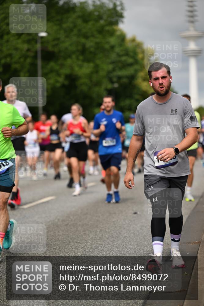 29.06.2025 - hella hamburg halbmarathon Dr. Thomas Lammeyer http://msf.ph/oto/8499072 29.06.2025 10:23:57 Kennedybrücke 1145, 2405, 2795, 2918, 2993, 2995, 3446, 3631, 4170, 4562, 4570, 4979, 5035, 5123, 5178, 5251, 5397, 5429, 5556, 5834, 5849, 5878, 6444, 6796, 6797, 6872, 6874, 6939, 7137, 7248, 7249, 7647, 7836, 7917, 8427, 8537, 8778, 10349, 10594, 10966, 11028, 11036, 11247 meine-sportfotos.de