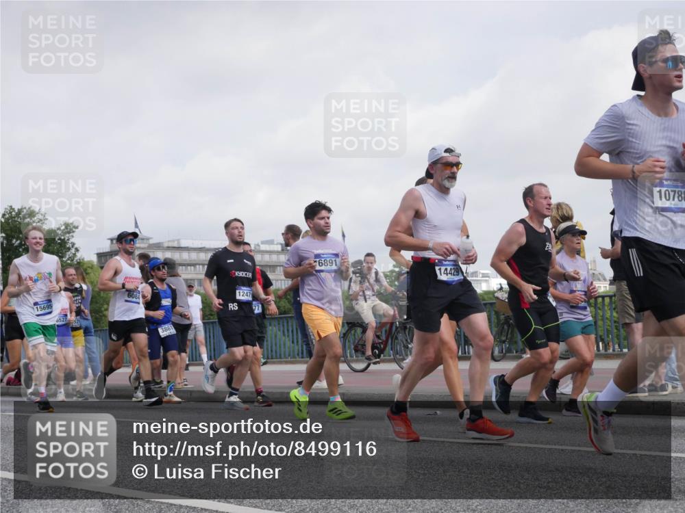 29.06.2025 - hella hamburg halbmarathon Luisa Fischer http://msf.ph/oto/8499116 29.06.2025 10:03:05 Kennedybrücke 15695, 65277, 6084, 12479, 3861, 6891, 14429, 10788, 1180, 1239, 1334, 2348, 2677, 3112, 3177, 3861, 3898, 4796, 5341, 5728, 6082, 6084, 6260, 6462, 7824, 8531, 8730, 9611, 10044, 10337, 10582, 10788 meine-sportfotos.de