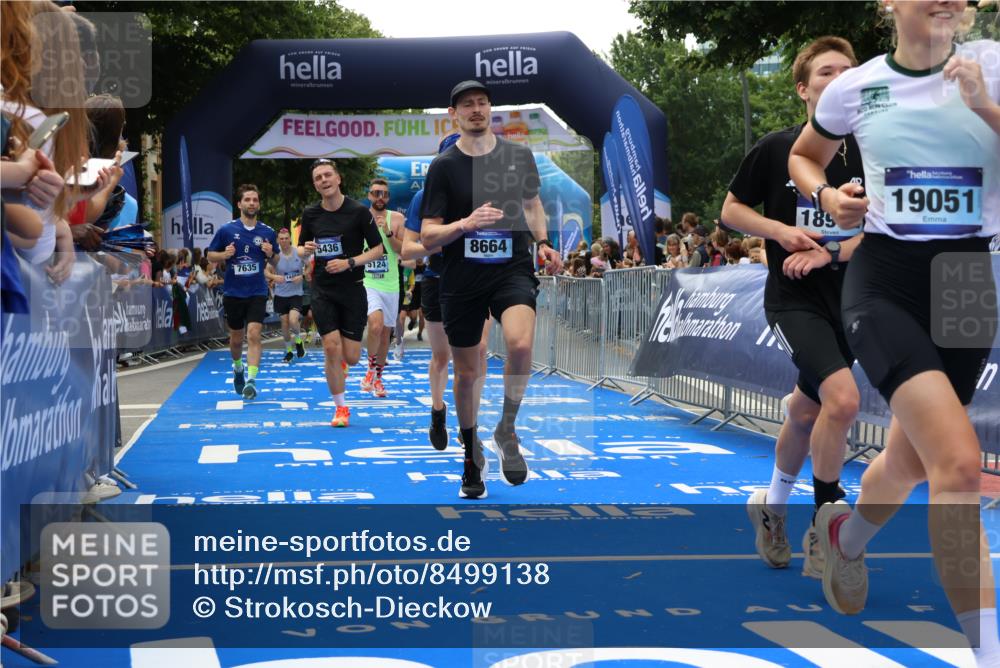 29.06.2025 - hella hamburg halbmarathon Strokosch-Dieckow http://msf.ph/oto/8499138 29.06.2025 10:43:26 Ziel 2653, 3146, 3928, 4080, 5124, 5436, 5506, 7635, 8664, 9931, 10237, 10246, 11648, 12623, 13348, 14484, 15921, 16338, 16720, 17391, 18274, 18513, 18775, 18810, 18942, 18987, 19009, 19051, 19229 meine-sportfotos.de