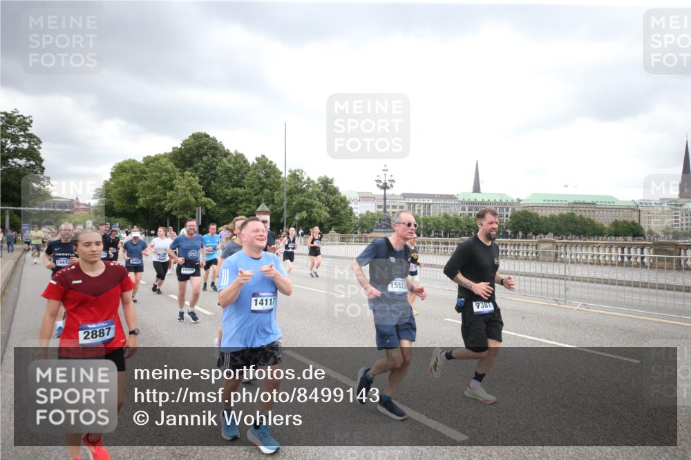 29.06.2025 - hella hamburg halbmarathon Jannik Wohlers http://msf.ph/oto/8499143 29.06.2025 10:56:28 Lombardsbrücke 1207, 2932, 3348, 3387, 3418, 3485, 3516, 3517, 4094, 4118, 4568, 4569, 5589, 5911, 5944, 6284, 6348, 6349, 7381, 7416, 7417, 7964, 8150, 8197, 9172, 9210, 9402, 9404, 9517, 9902, 9905, 10016, 10138, 10309, 10450, 10632, 11047, 12328, 12345, 12354, 12828, 12829, 12993, 13194, 13273, 13276, 13671, 13801, 13834, 14117, 14472, 14711, 15215, 15499, 15630, 15748, 15823 meine-sportfotos.de