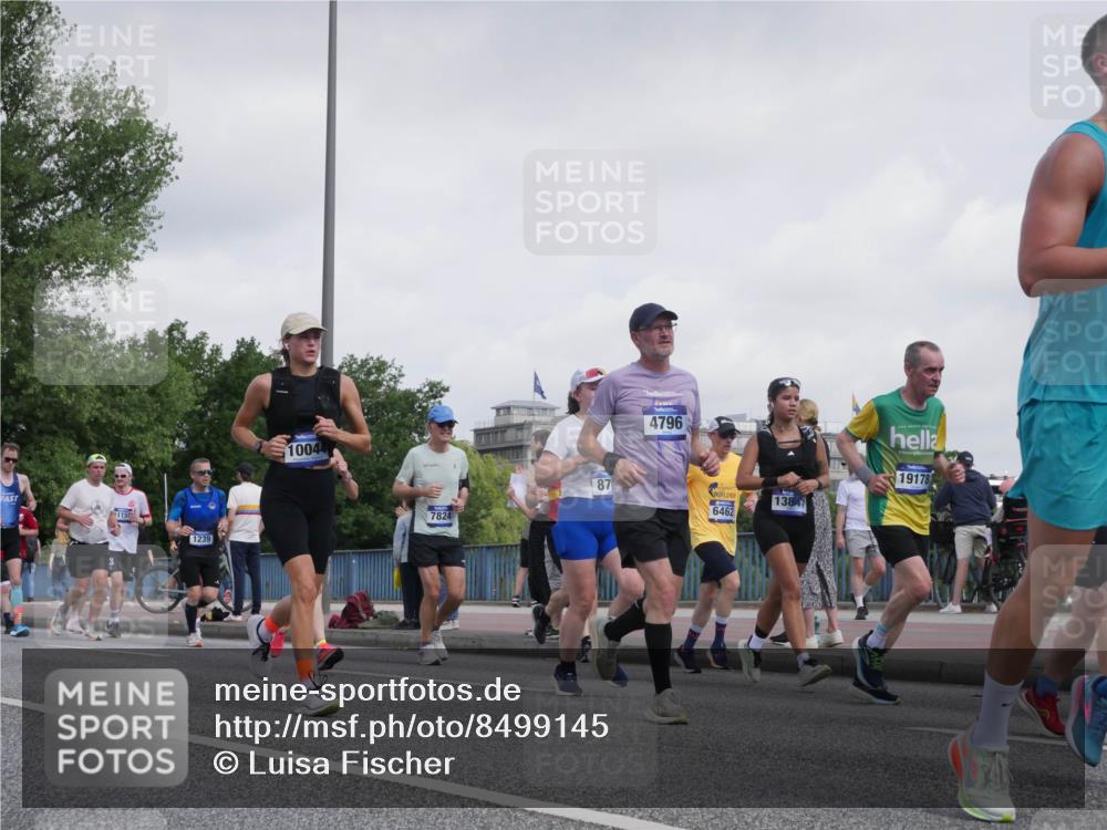 29.06.2025 - hella hamburg halbmarathon Luisa Fischer http://msf.ph/oto/8499145 29.06.2025 10:03:09 Kennedybrücke 115, 1239, 10044, 4796, 87, 138, 6462, 7824, 19178, 1180, 1239, 1264, 2346, 2582, 2584, 3112, 3861, 3898, 4013, 4594, 4796, 5728, 6082, 6084, 6104, 6201, 6260, 6462, 6602, 7159, 7824, 8531, 8730, 9611, 10044, 10268, 10337, 10582 meine-sportfotos.de