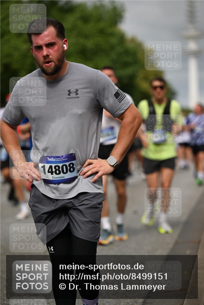 29.06.2025 - hella hamburg halbmarathon Dr. Thomas Lammeyer http://msf.ph/oto/8499151 29.06.2025 10:23:59 Kennedybrücke 1145, 2405, 2795, 2918, 2993, 2995, 3446, 3631, 3678, 4170, 4539, 4562, 4570, 4614, 4979, 5035, 5123, 5178, 5251, 5397, 5429, 5556, 5834, 5849, 5878, 6444, 6796, 6797, 6872, 6874, 6939, 7137, 7248, 7249, 7647, 7836, 7917, 8427, 8537, 8778, 10349, 10594, 10622, 10966, 11028, 11036, 11247 meine-sportfotos.de