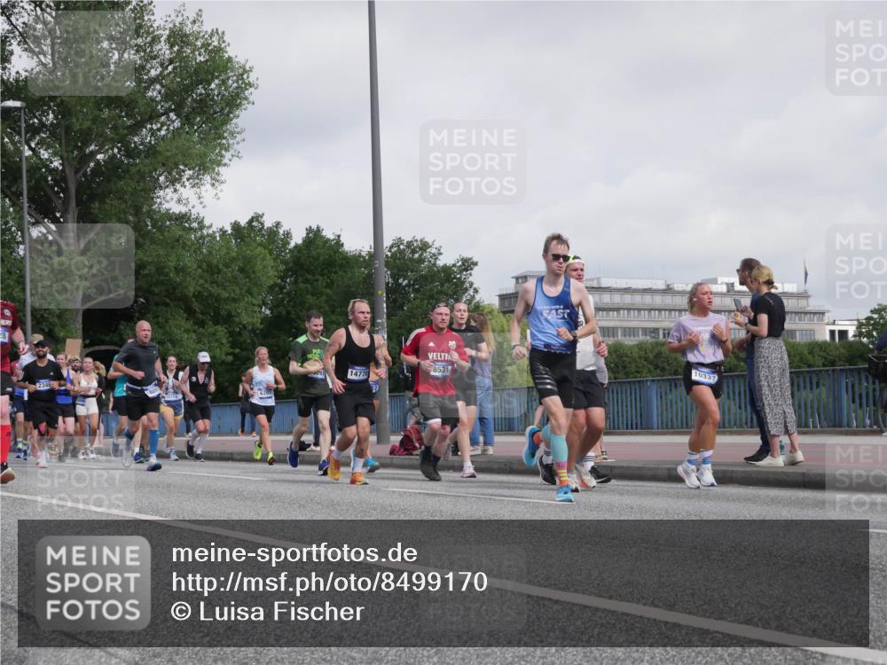 29.06.2025 - hella hamburg halbmarathon Luisa Fischer http://msf.ph/oto/8499170 29.06.2025 10:03:12 Kennedybrücke 28, 234, 6201, 14778, 57, 8531, 10337, 1239, 1264, 2159, 2346, 2447, 2582, 2584, 3112, 4013, 4594, 4796, 5728, 6104, 6201, 6260, 6462, 6602, 7159, 7824, 8531, 8730, 9611, 10044, 10268, 10337, 10582, 10587 meine-sportfotos.de