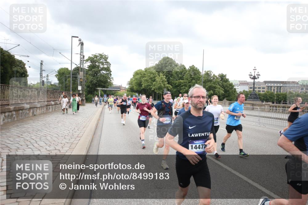 29.06.2025 - hella hamburg halbmarathon Jannik Wohlers http://msf.ph/oto/8499183 29.06.2025 10:56:30 Lombardsbrücke 1207, 2932, 3348, 3387, 3418, 3485, 3516, 3517, 4094, 4118, 4568, 4569, 5589, 5944, 6284, 6348, 6349, 7381, 7416, 7417, 7964, 8150, 8197, 9298, 9299, 9402, 9404, 9517, 9902, 9905, 10016, 10138, 10309, 10450, 10632, 11047, 12328, 12345, 12354, 12828, 12829, 12993, 13194, 13273, 13276, 13671, 13801, 13834, 13878, 14117, 14472, 15215, 15499, 15630, 15748, 15823 meine-sportfotos.de