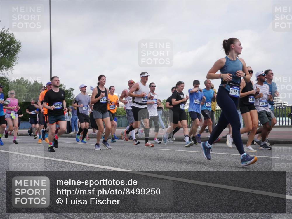 29.06.2025 - hella hamburg halbmarathon Luisa Fischer http://msf.ph/oto/8499250 29.06.2025 10:03:22 Kennedybrücke 5643, 10742, 2730, 10759, 1497, 19, 3042, 110, 18808, 17615, 3181, 3794, 1019, 1583, 2027, 2159, 2426, 2447, 2474, 2582, 2584, 2606, 2652, 2730, 2982, 3042, 3319, 3794, 4419, 4579, 4767, 4940, 5643, 6174, 6220, 6443, 6470, 6636, 7159, 7717, 8669, 9450, 9485, 9622, 10268, 10534, 10587, 10599, 10665, 10742, 10759, 10766 meine-sportfotos.de
