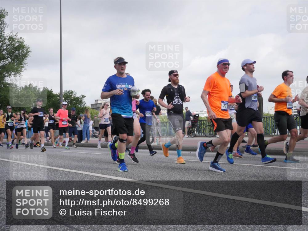 29.06.2025 - hella hamburg halbmarathon Luisa Fischer http://msf.ph/oto/8499268 29.06.2025 10:03:24 Kennedybrücke 485, 10766, 6470, 2021, 12512, 771, 962, 10742, 1880, 1019, 1583, 2027, 2086, 2426, 2447, 2474, 2606, 2652, 2730, 2982, 3042, 3059, 3319, 3400, 3794, 4419, 4579, 4767, 4940, 5643, 6174, 6220, 6443, 6470, 6636, 7717, 8669, 9450, 9485, 9622, 10534, 10587, 10599, 10665, 10742, 10759, 10766 meine-sportfotos.de