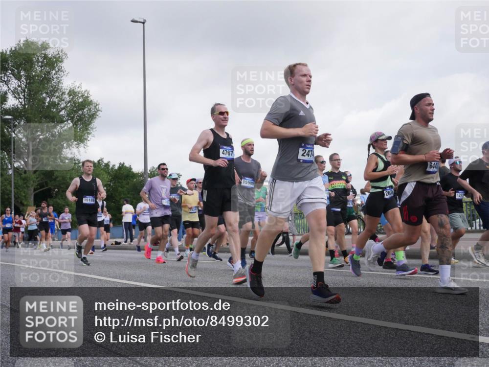 29.06.2025 - hella hamburg halbmarathon Luisa Fischer http://msf.ph/oto/8499302 29.06.2025 10:03:28 Kennedybrücke 15189, 135, 9450, 16341, 4767, 15980, 247, 5174, 260, 6443, 1277, 1019, 1544, 1583, 2027, 2086, 2426, 2474, 2606, 2652, 2982, 3059, 3319, 3400, 4579, 4767, 4940, 6138, 6174, 6220, 6443, 6470, 8669, 9450, 9485, 9577, 10534, 10599, 10766 meine-sportfotos.de