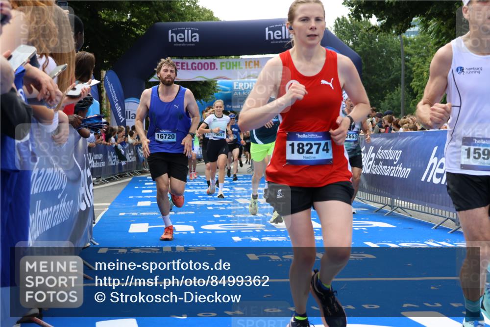 29.06.2025 - hella hamburg halbmarathon Strokosch-Dieckow http://msf.ph/oto/8499362 29.06.2025 10:43:22 Ziel 2653, 3109, 3124, 3146, 3928, 5124, 5436, 5506, 7635, 8664, 9931, 10099, 10237, 13348, 15921, 16314, 16720, 16997, 17391, 18274, 18810, 18942, 18987, 19009, 19051 meine-sportfotos.de