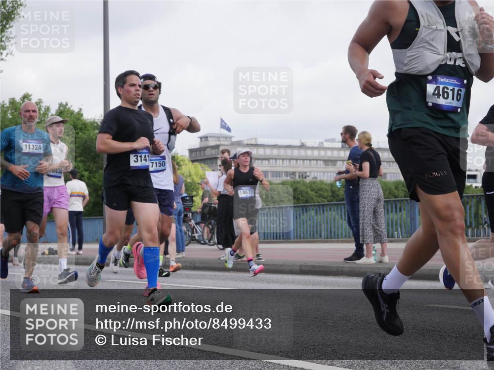 29.06.2025 - hella hamburg halbmarathon Luisa Fischer http://msf.ph/oto/8499433 29.06.2025 10:03:43 Kennedybrücke 11324, 0434, 31415, 7150, 4616, 14673, 1568, 1611, 2236, 3141, 4616, 4945, 5033, 5418, 9553, 9555, 10188, 10271, 10797 meine-sportfotos.de