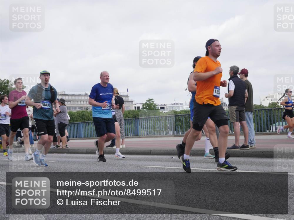 29.06.2025 - hella hamburg halbmarathon Luisa Fischer http://msf.ph/oto/8499517 29.06.2025 10:03:54 Kennedybrücke 1623, 640, 15838, 125, 2354, 3740, 3983, 4238, 4708, 5870, 6147, 6714, 6757, 8255, 8478, 10271 meine-sportfotos.de