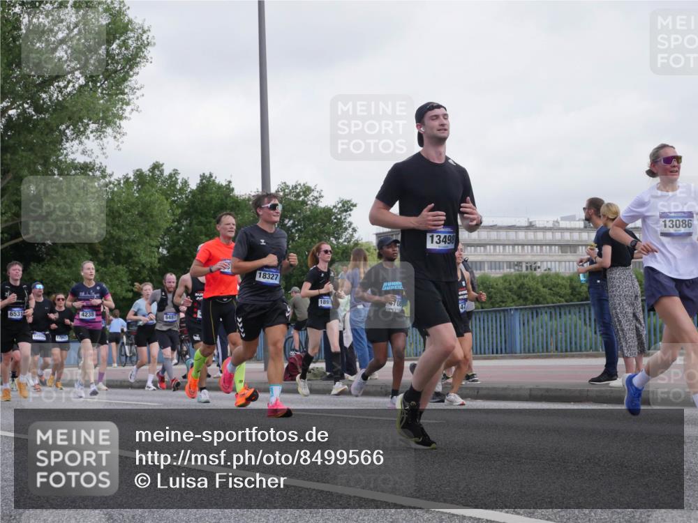 29.06.2025 - hella hamburg halbmarathon Luisa Fischer http://msf.ph/oto/8499566 29.06.2025 10:04:00 Kennedybrücke 6531, 1280, 4238, 6487, 18327, 13498, 1891, 47, 13086, 1387, 2354, 2363, 3740, 4238, 4249, 4708, 5870, 6147, 6487, 6531, 6714, 6835, 7757, 8478, 8923, 10705 meine-sportfotos.de