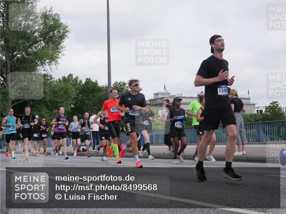 29.06.2025 - hella hamburg halbmarathon Luisa Fischer http://msf.ph/oto/8499568 29.06.2025 10:04:01 Kennedybrücke 13287, 6531, 12809, 173, 4238, 12206, 6487, 5876, 18327, 18919, 4708, 1349, 1387, 2354, 2363, 3625, 3740, 4238, 4249, 4708, 5870, 6147, 6487, 6531, 6714, 6835, 7757, 8478, 8923, 10705 meine-sportfotos.de