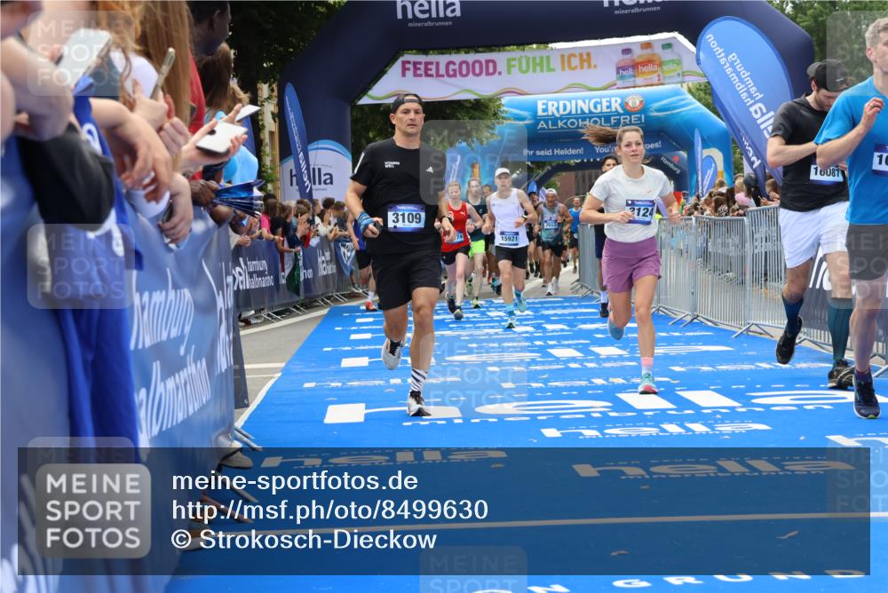 29.06.2025 - hella hamburg halbmarathon Strokosch-Dieckow http://msf.ph/oto/8499630 29.06.2025 10:43:17 Ziel 1675, 2653, 3109, 3124, 3146, 7026, 7093, 10099, 10237, 13348, 15706, 15921, 16314, 16720, 16997, 17391, 18274, 18304, 18987, 19009, 19051 meine-sportfotos.de