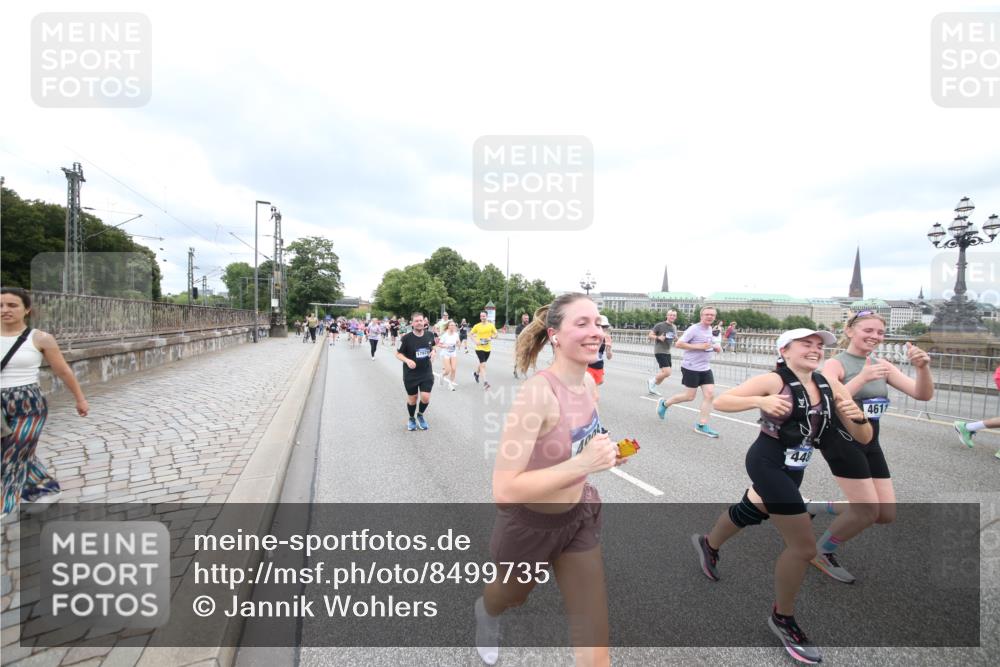 29.06.2025 - hella hamburg halbmarathon Jannik Wohlers http://msf.ph/oto/8499735 29.06.2025 10:56:50 Lombardsbrücke 2041, 2370, 2871, 3195, 3470, 3723, 3851, 4086, 4106, 4241, 4485, 4611, 4998, 5057, 5316, 5639, 5738, 6053, 6832, 6981, 7592, 7728, 7787, 8039, 8224, 8287, 8546, 8552, 8679, 8851, 8853, 9110, 9298, 9299, 9329, 9430, 9513, 9570, 9670, 9824, 10142, 10505, 10913, 10914, 11050, 11179, 11323, 11954, 12226, 12306, 12396, 12476, 12477, 12484, 12535, 12698, 12832, 12984, 13048, 13224, 13438, 13490, 13513, 13697, 13731, 13878, 13986, 14146, 14148, 14366, 14414, 14862 meine-sportfotos.de