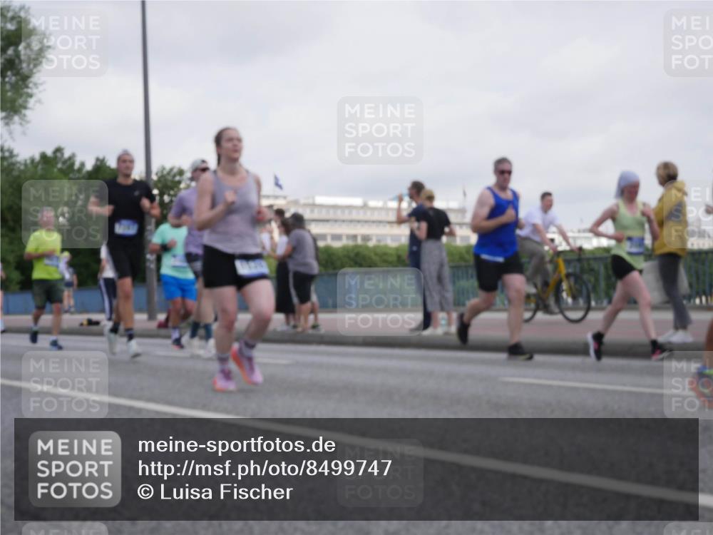 29.06.2025 - hella hamburg halbmarathon Luisa Fischer http://msf.ph/oto/8499747 29.06.2025 10:04:25 Kennedybrücke 1526, 2091, 2490, 3425, 3976, 4319, 4370, 5675, 6087, 6281, 6302, 7287, 7658, 8030, 8046, 8392, 8822, 10576 meine-sportfotos.de