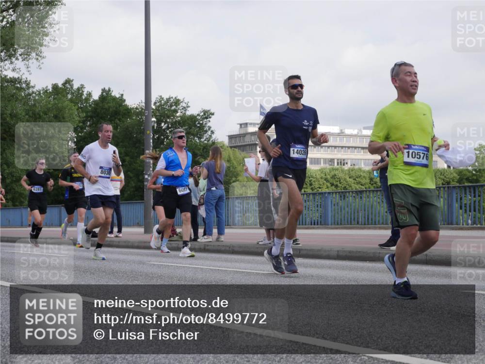 29.06.2025 - hella hamburg halbmarathon Luisa Fischer http://msf.ph/oto/8499772 29.06.2025 10:04:28 Kennedybrücke 8030, 02, 6281, 6087, 14026, 10576, 1526, 2091, 2167, 2490, 3425, 3663, 3976, 4370, 5675, 6087, 6281, 6302, 7287, 7658, 8030, 8392, 8822, 10281, 10301, 10576 meine-sportfotos.de