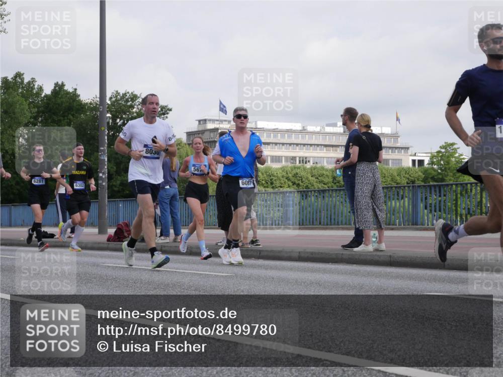 29.06.2025 - hella hamburg halbmarathon Luisa Fischer http://msf.ph/oto/8499780 29.06.2025 10:04:29 Kennedybrücke 6281, 6302, 8030, 56, 6087, 1, 2091, 2167, 2490, 3425, 3663, 3976, 5675, 6087, 6281, 6302, 7287, 8030, 8392, 8822, 10281, 10301, 10576 meine-sportfotos.de