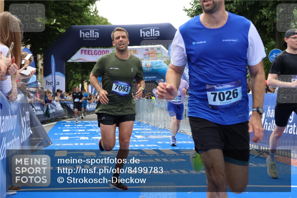 29.06.2025 - hella hamburg halbmarathon Strokosch-Dieckow http://msf.ph/oto/8499783 29.06.2025 10:43:13 Ziel 1675, 3109, 3124, 3146, 7026, 7093, 7451, 10099, 10251, 11177, 12153, 15255, 15706, 15921, 16314, 16997, 18274, 18304 meine-sportfotos.de