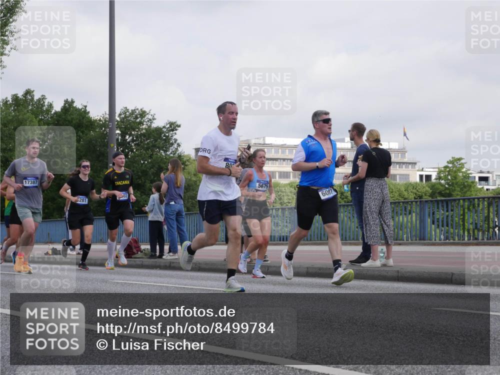29.06.2025 - hella hamburg halbmarathon Luisa Fischer http://msf.ph/oto/8499784 29.06.2025 10:04:29 Kennedybrücke 17387, 281, 02, 80, 5675, 6087, 2091, 2167, 2490, 3425, 3663, 3976, 5675, 6087, 6281, 6302, 7287, 8030, 8392, 8822, 10281, 10301, 10576 meine-sportfotos.de