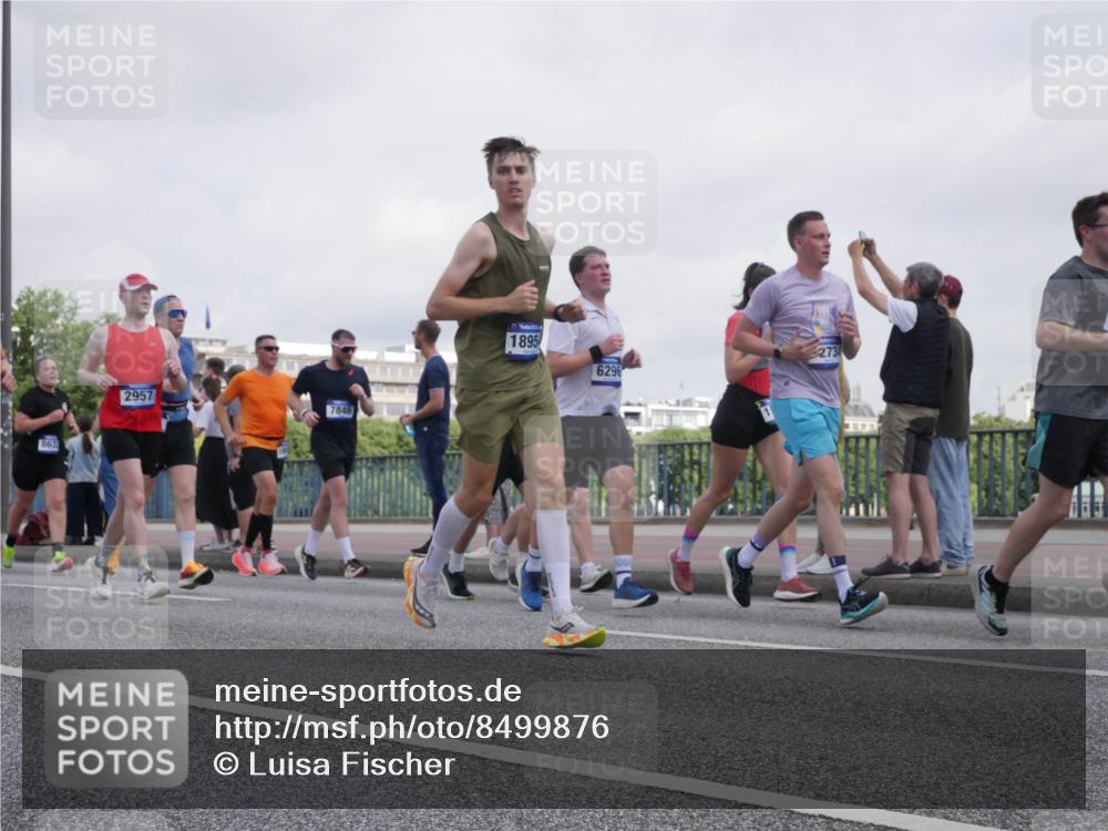29.06.2025 - hella hamburg halbmarathon Luisa Fischer http://msf.ph/oto/8499876 29.06.2025 10:04:42 Kennedybrücke 863, 2957, 7846, 1895, 2734, 0000, 1464, 1653, 1722, 1724, 2591, 2806, 2957, 3039, 4322, 5602, 5603, 0000, 6921, 7189, 7223, 7846, 8191, 8578, 8632, 8926, 9230, 10074 meine-sportfotos.de