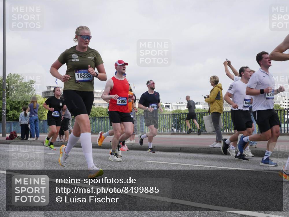 29.06.2025 - hella hamburg halbmarathon Luisa Fischer http://msf.ph/oto/8499885 29.06.2025 10:04:43 Kennedybrücke 8632, 18232, 2957, 7846, 1690, 0000, 1464, 1653, 1722, 1724, 2591, 2806, 2957, 3039, 4322, 5602, 5603, 0000, 6921, 7189, 7223, 7846, 8191, 8578, 8632, 8926, 9230, 10074 meine-sportfotos.de