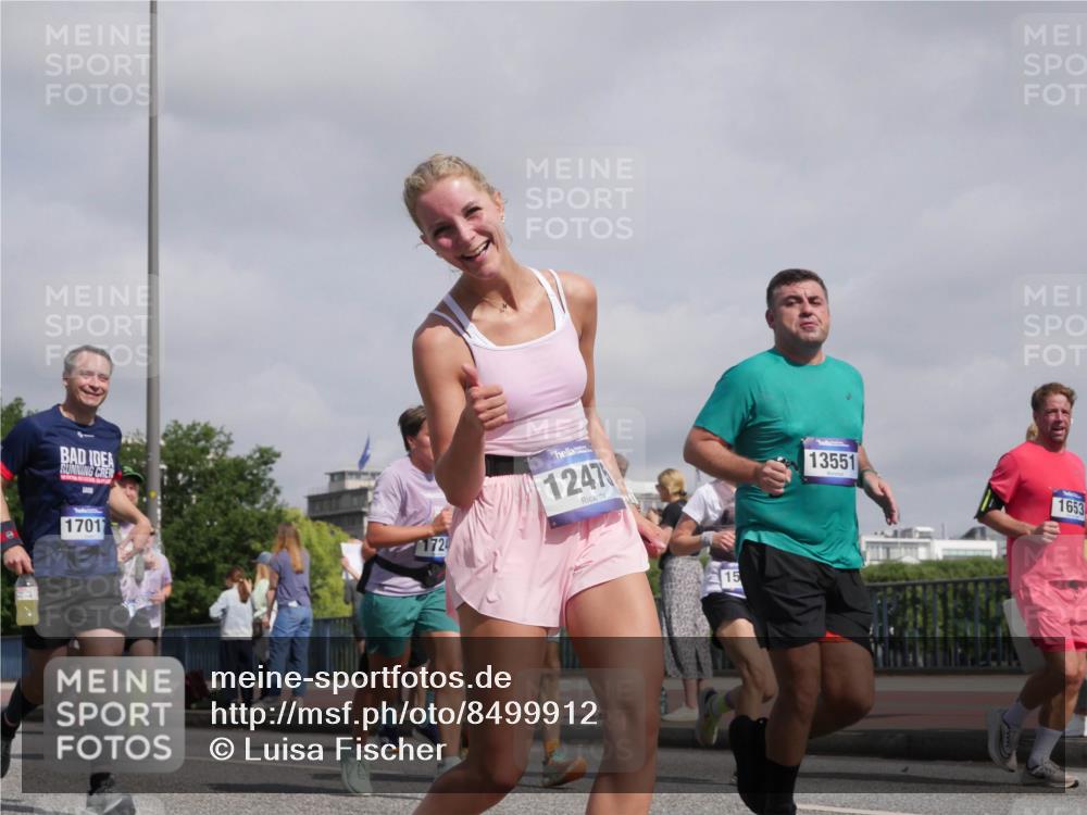 29.06.2025 - hella hamburg halbmarathon Luisa Fischer http://msf.ph/oto/8499912 29.06.2025 10:04:46 Kennedybrücke 1701, 1724, 1247, 15, 13551, 1653, 1464, 1653, 1722, 1724, 2591, 2957, 3039, 5547, 5602, 5603, 0000, 6438, 6921, 7189, 7223, 7846, 8191, 8578, 8632, 8926, 9230, 10074 meine-sportfotos.de