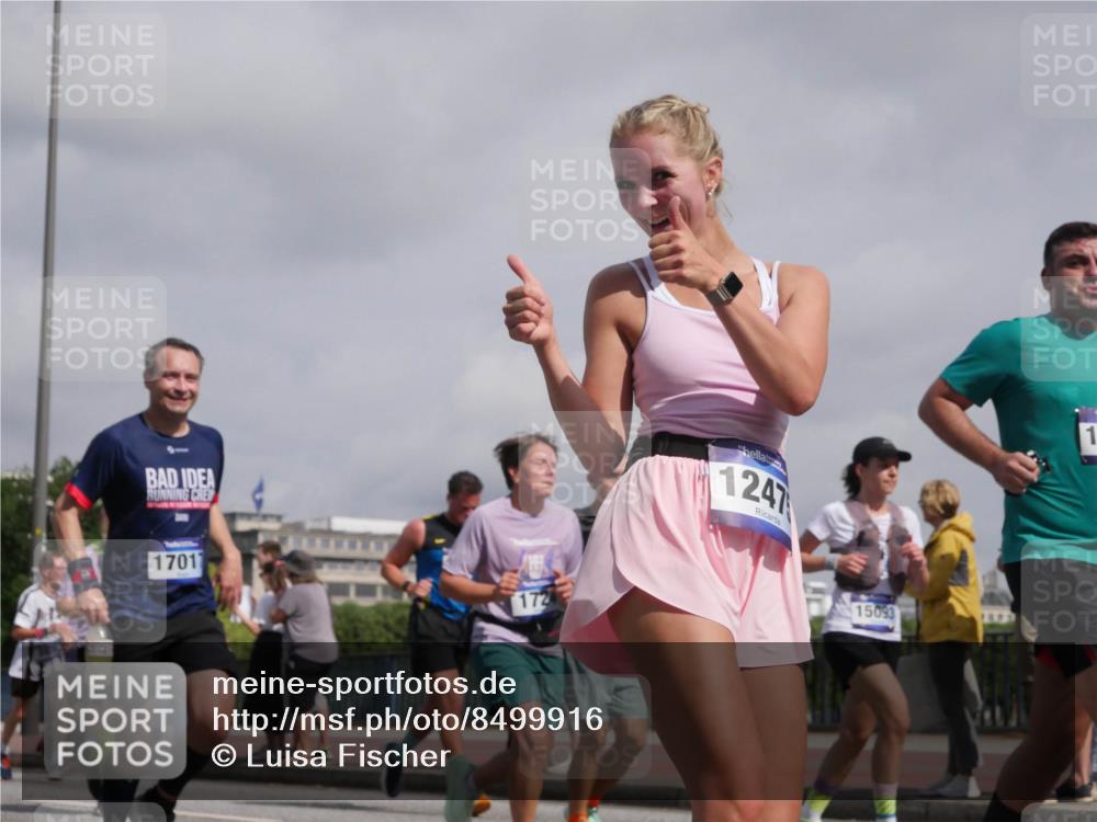 29.06.2025 - hella hamburg halbmarathon Luisa Fischer http://msf.ph/oto/8499916 29.06.2025 10:04:47 Kennedybrücke 1701, 1247, 15093, 1, 1464, 1653, 1722, 1724, 2591, 3039, 3199, 5547, 5602, 5603, 6438, 7189, 7223, 7846, 8191, 8632, 8926, 9230, 10074, 10882 meine-sportfotos.de