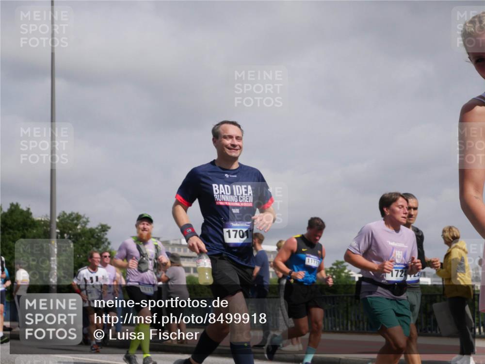 29.06.2025 - hella hamburg halbmarathon Luisa Fischer http://msf.ph/oto/8499918 29.06.2025 10:04:47 Kennedybrücke 1871, 1701, 11771, 1724, 1464, 1653, 1722, 1724, 2591, 3039, 3199, 5547, 5602, 5603, 6438, 7189, 7223, 7846, 8191, 8632, 8926, 9230, 10074, 10882 meine-sportfotos.de
