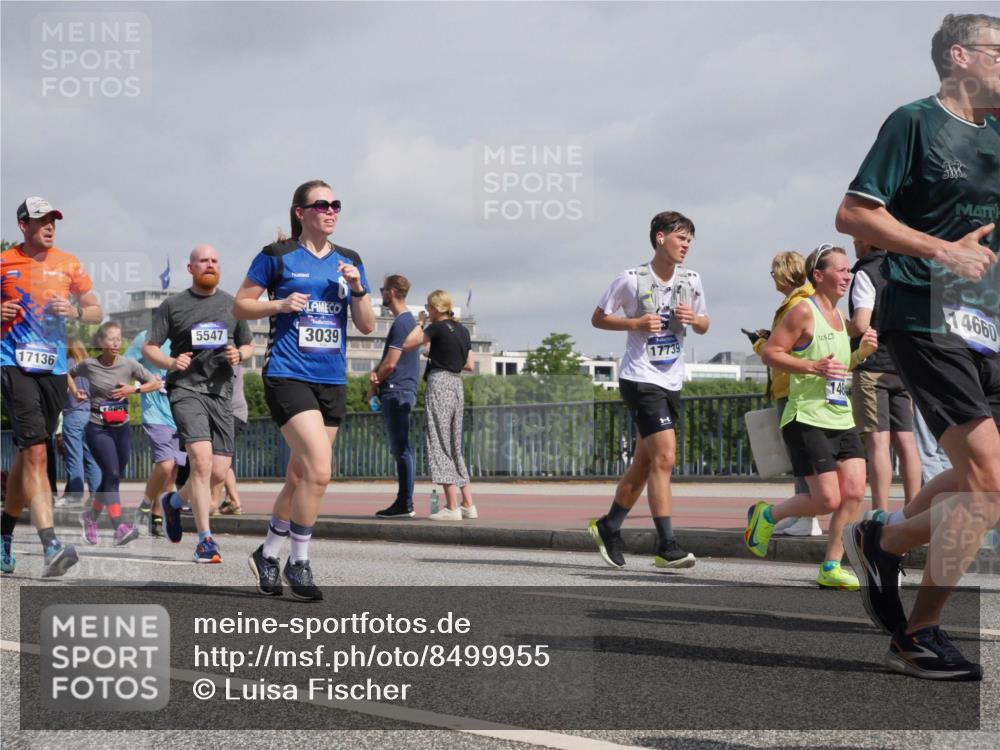 29.06.2025 - hella hamburg halbmarathon Luisa Fischer http://msf.ph/oto/8499955 29.06.2025 10:04:53 Kennedybrücke 17136, 885, 5547, 3039, 17739, 14660, 146, 1329, 1464, 1881, 2591, 3039, 3199, 4649, 5547, 5602, 5603, 6327, 6438, 7189, 7223, 9230, 10882 meine-sportfotos.de