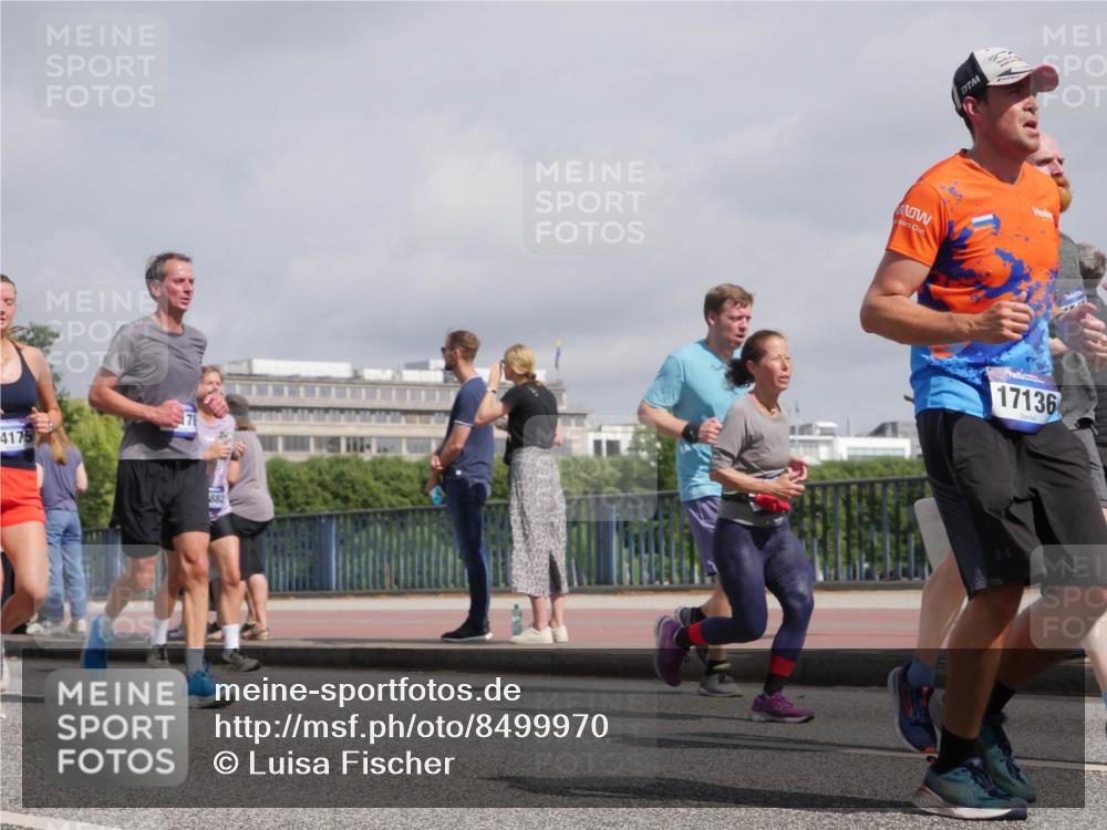 29.06.2025 - hella hamburg halbmarathon Luisa Fischer http://msf.ph/oto/8499970 29.06.2025 10:04:54 Kennedybrücke 4175, 76, 882, 17136, 1329, 1464, 1881, 2591, 3039, 3199, 4649, 5547, 5602, 5603, 6327, 6438, 7189, 7223, 9230, 10882 meine-sportfotos.de