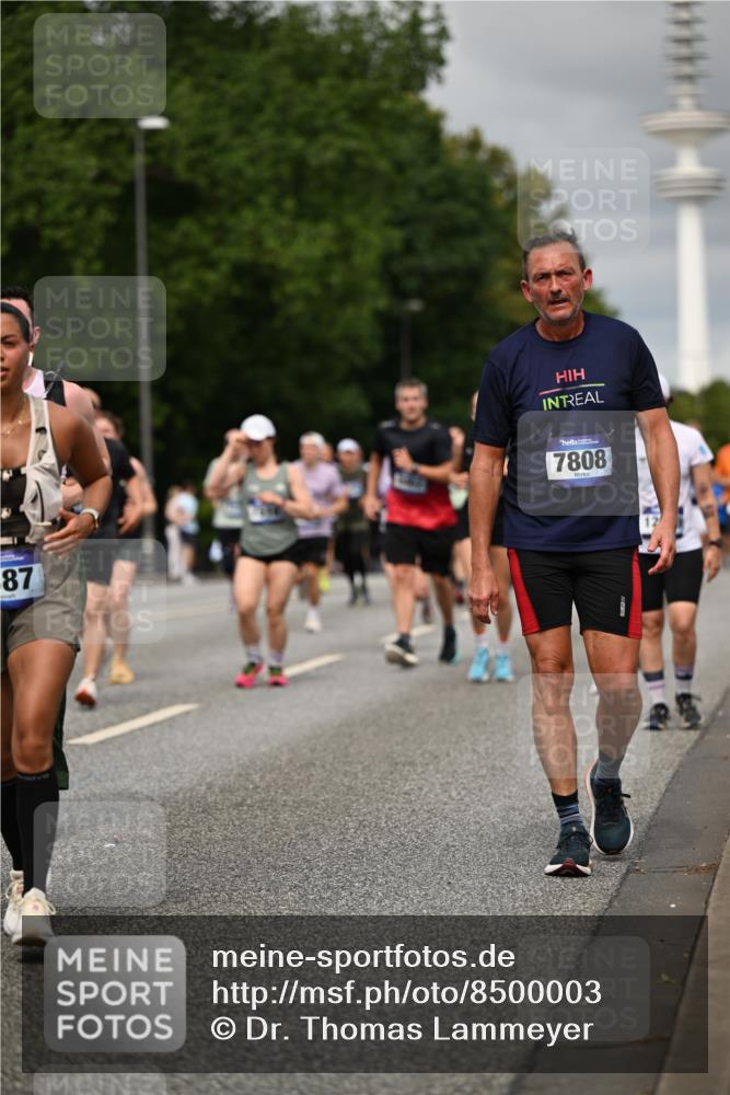 29.06.2025 - hella hamburg halbmarathon Dr. Thomas Lammeyer http://msf.ph/oto/8500003 29.06.2025 10:24:25 Kennedybrücke 1046, 1069, 1110, 1115, 1154, 1471, 1474, 1534, 2357, 3278, 3678, 3733, 4422, 4539, 4585, 4614, 4737, 4739, 5659, 5831, 5849, 5937, 7101, 7519, 7739, 7744, 7808, 7917, 8387, 8462, 8588, 9136, 9196, 9735, 10041, 10414, 10550, 10595, 10622, 11028, 11434 meine-sportfotos.de