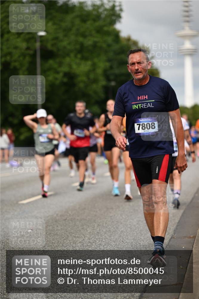 29.06.2025 - hella hamburg halbmarathon Dr. Thomas Lammeyer http://msf.ph/oto/8500045 29.06.2025 10:24:27 Kennedybrücke 1046, 1069, 1110, 1115, 1154, 1471, 1474, 1534, 2064, 2357, 3278, 3678, 3733, 4422, 4539, 4585, 4614, 4737, 4739, 5659, 5831, 5937, 7101, 7519, 7739, 7744, 7808, 8387, 8462, 8588, 8738, 9136, 9196, 9735, 10041, 10414, 10550, 10595, 10622, 11028, 11434 meine-sportfotos.de