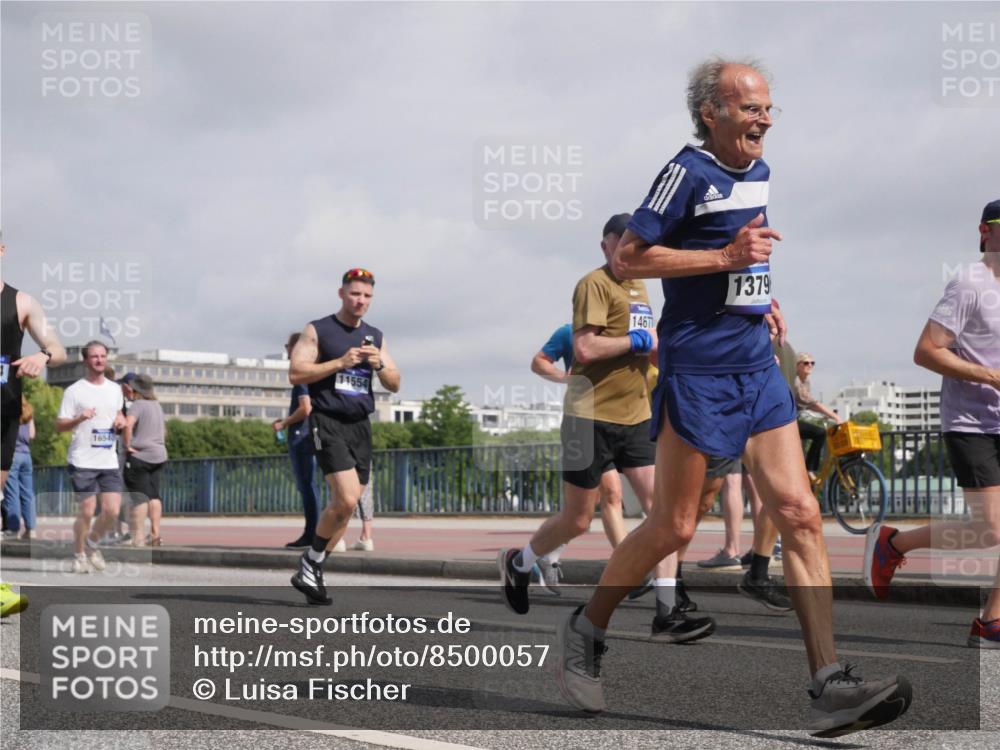 29.06.2025 - hella hamburg halbmarathon Luisa Fischer http://msf.ph/oto/8500057 29.06.2025 10:05:05 Kennedybrücke 1654, 11554, 14671, 1379, 1184, 1329, 1364, 1729, 1940, 3169, 4286, 4328, 4649, 7031, 9156, 9353, 9741, 10177 meine-sportfotos.de